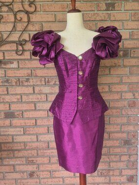 Stunning Plum Purple Satin Taffeta Skirt Suit sz 6